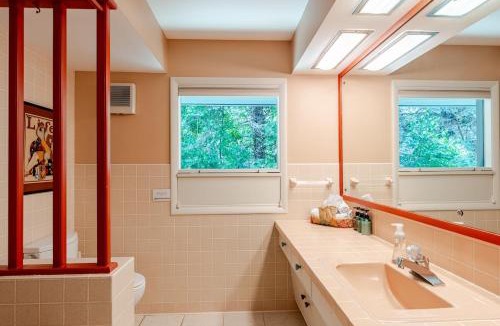 Riverside House | All the Waters Retro Home on Lake Michigan- Your Own PRIVATE BEACH