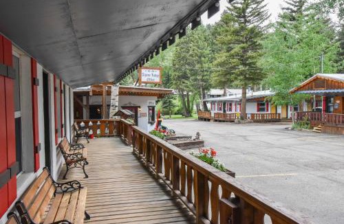 Red River Hotel | Alpine Lodge Red River