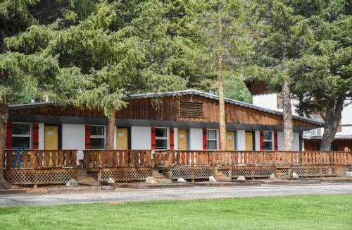 Red River Hotel | Alpine Lodge Red River