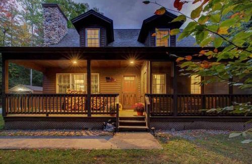 Diamond Point House | Amazing Acorn