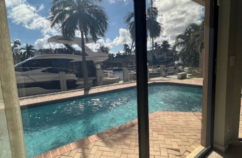 Lighthouse Point House | Amazing Lighthouse Point Water Front Home - Pool - Close to Beach