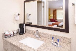 Plattsburgh Hotel | Americas Best Value Inn Plattsburgh