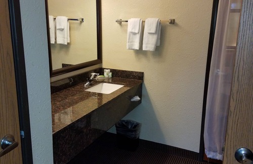 Menomonie Hotel | AmericInn by Wyndham Menomonie