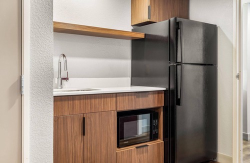 Mounds View Hotel | AmericInn by Wyndham Mounds View Minneapolis