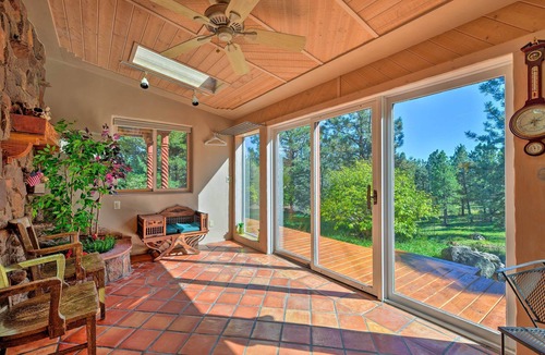 Angel Fire House | Angel Fire Mountain Cabin w/Hot Tub & Sauna!
