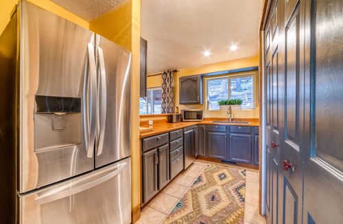 Angel Fire House | Angel Fire Mountain & Ski House - Casa Blue Sky – Beautiful 3 Bedroom Home!