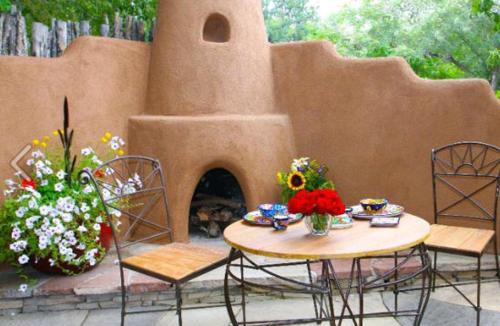 Downtown Santa Fe Bed & Breakfast | Antigua Inn