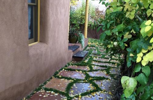 Downtown Santa Fe Bed & Breakfast | Antigua Inn