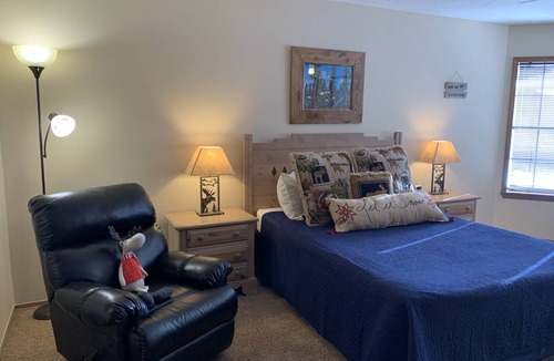 Red River Apartment | Apartment ∙ 1 bedroom ∙ 3 guests