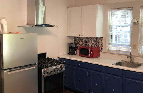 Pittsfield Apartment | Apartment Newly Remodeled Super Location