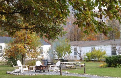 Sunderland Hotel | Arcady Mountain Motor Lodge