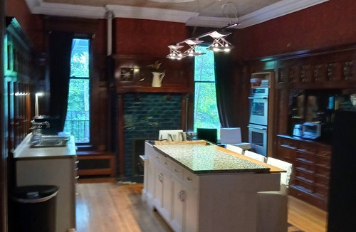 Downtown Minneapolis House | Architect's Brownstone Mansion 5B5B, Porch, Garden