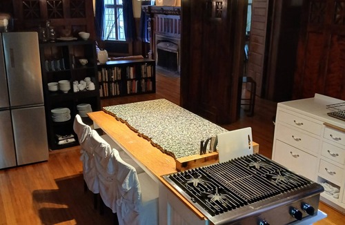 Downtown Minneapolis House | Architect's Brownstone Mansion 5B5B, Porch, Garden
