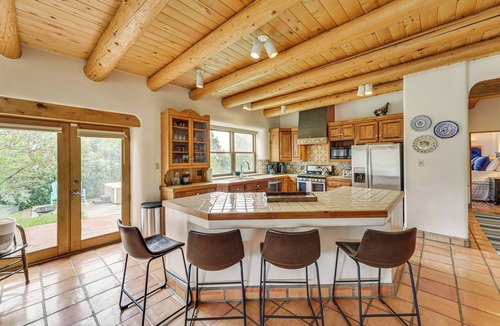 Arroyo Seco House | Arroyo Seco Adobe w/Hot Tub Near Taos Ski Valley!