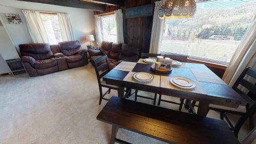Taos Ski Valley House | Aspen Hollow In The Upper Valley With High Speed Wifi