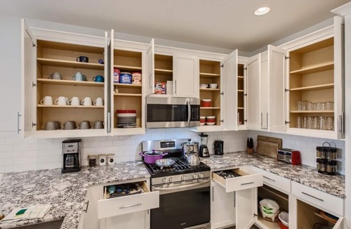 Estrella Village House | Atlantis