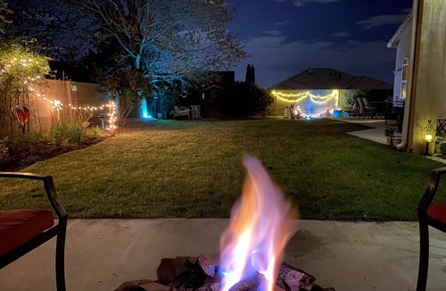Westside House | Balloon Fiesta dates available!