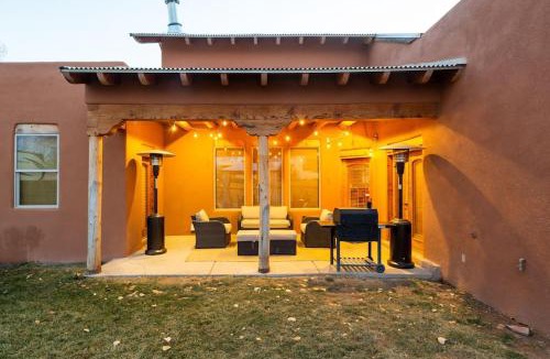 Alamedan Valley House | Balloon fiesta home
