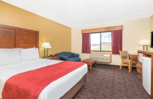 Kasson Hotel | Baymont by Wyndham Kasson Rochester Area