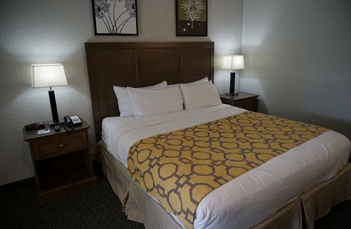 Shakopee Hotel | Baymont by Wyndham Shakopee