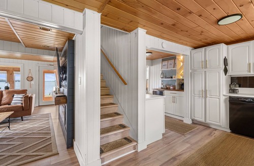 Colchester House | Bayside Retreatn