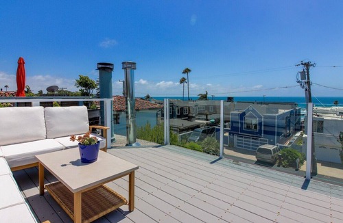 Cardiff-by-the-Sea House | Beach Getaway