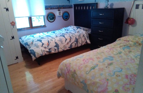 Peru House | Beach House, 20 min drive to Plattsburgh, 50 min to L.Placid