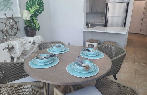 Mid Beach Apartment | Beachfront Condo-Hotel 1 Bedroom with free parking