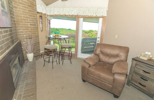 Ocean Shores Apartment | Beachfront Escape with Pool, Fire Pit, BBQ Grills & Stunning Ocean Views