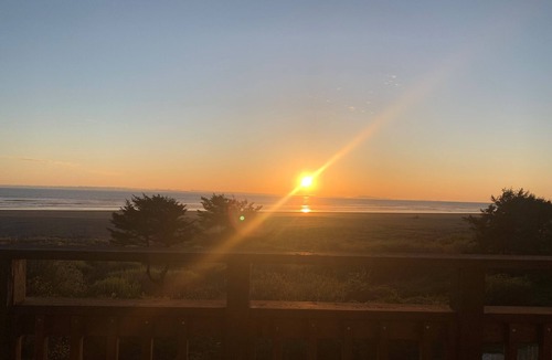 Moclips House | Beachfront Home Lower Duplex with Stunning Views