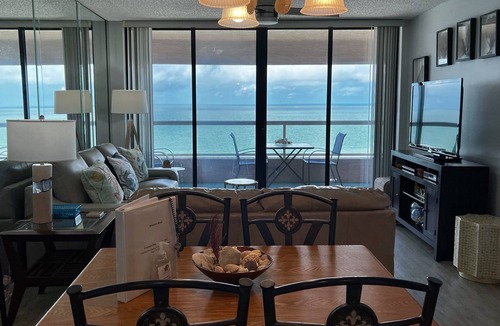 Clearwater Condo | Beachfront Sky High Views-14th Floor- Sand Key! Resort Level Amenities!