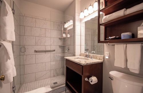 Harrodsburg Hotel | Beaumont Inn