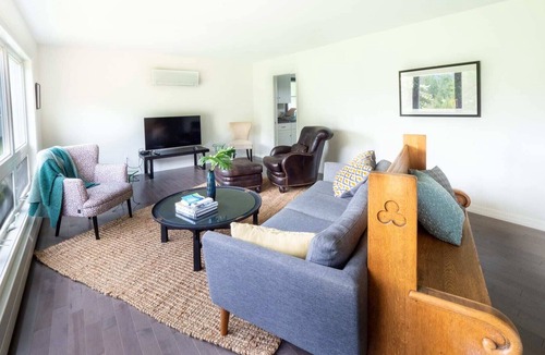 Williamstown House | Beautiful Downtown Home With Mountain Views