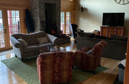 West Dover House | Beautiful Four Season Family Vacation Home