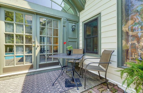 Worcester Cottage | Beautiful & Historic Cottage, Steps to Elm Park