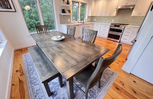South Londonderry House | Beautiful home with lots to explore outdoors