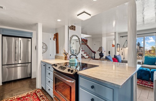 Historic Eastside Hotel | Beautiful, Modern Fort Marcy Condo Close To The Plaza