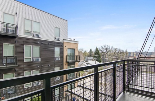 Union Park Apartment | Beautiful modern studio - Twin Cities Love