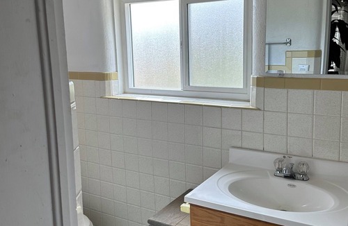 Espanola Apartment | Beautiful remodeled 1 br 1 ba casita in the south side of Espanola.