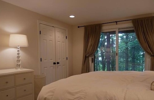 Bromley Mountain House | Beautifully appointed Bromley Dorset House Townhome