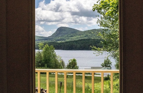 Westmore Cottage | Beautifully Renovated Willoughby Vermont Lake View Cottage