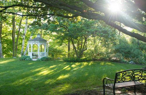 Brattleboro Bed & Breakfast | Bed and breakfast ∙ 3 guests
