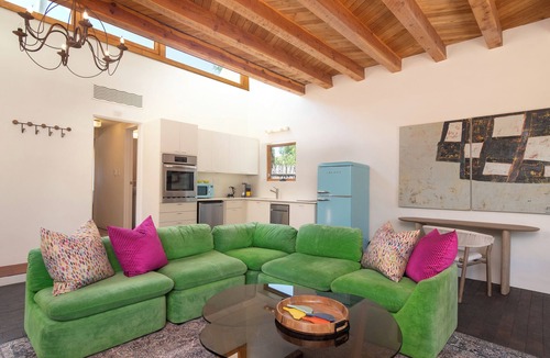 Historic Eastside Villa | BELLAS ARTES. The Art of Fine Living