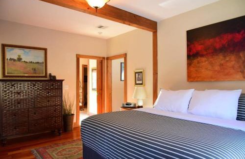 New Marlborough House | Berkshire Vacation Rentals: Peaceful Post and Beam Loft Sleeps 9