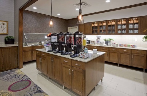 Kutzky Park House | Best Value, Quality Stay! 3 King Bed Deluxe Units, Indoor Pool!