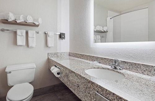 Eau Claire Hotel | Best Western Eau Claire South