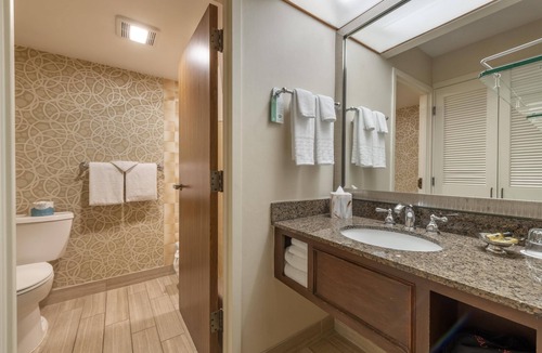 Downtown Minneapolis Hotel | Best Western Plus The Normandy Inn & Suites