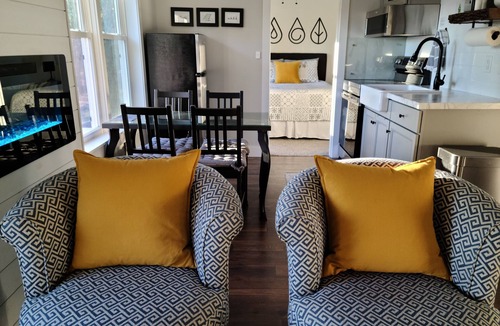 Potsdam Apartment | Beth's Place II - On The River - Hot Tub & New Pickleball Court! You'll love it!
