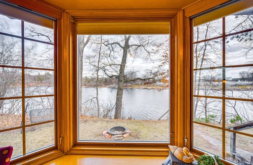 Mikana Cottage | Birchwood Cottage with Red Cedar Lake Access!