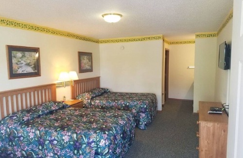 Birchwood Hostel | Birchwood Motel in Birchwood, WI! Standard room